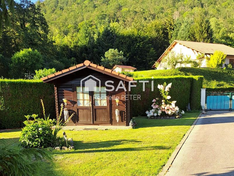 Maison - 243 m² - 14 pièces