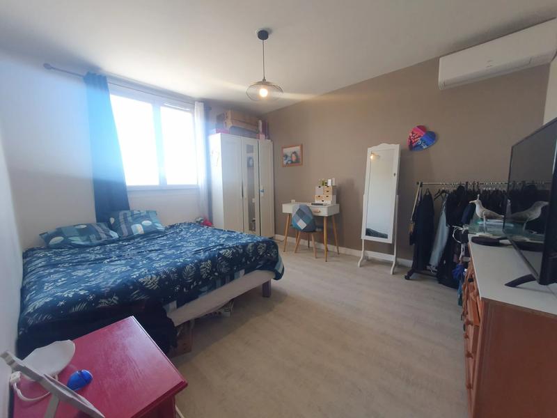 Appartement - 90 m² - 4 pièces