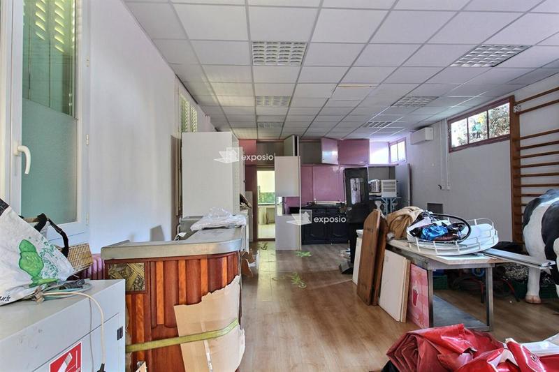 Propriété - 600 m² - 23 pièces