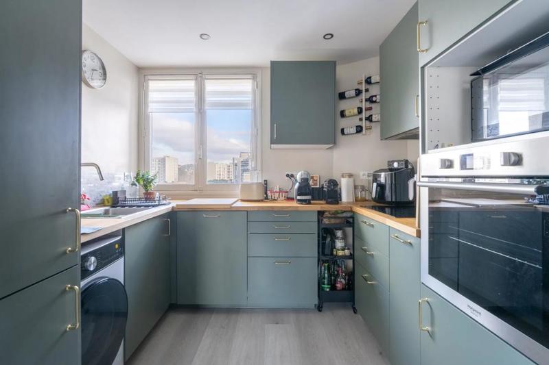 Appartement - 81 m² - 4 pièces