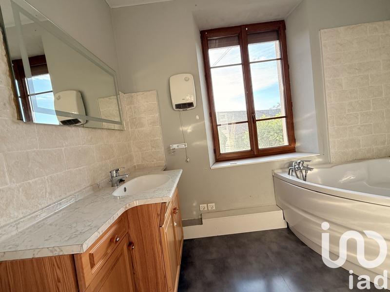 Maison de village - 210 m² - 8 pièces