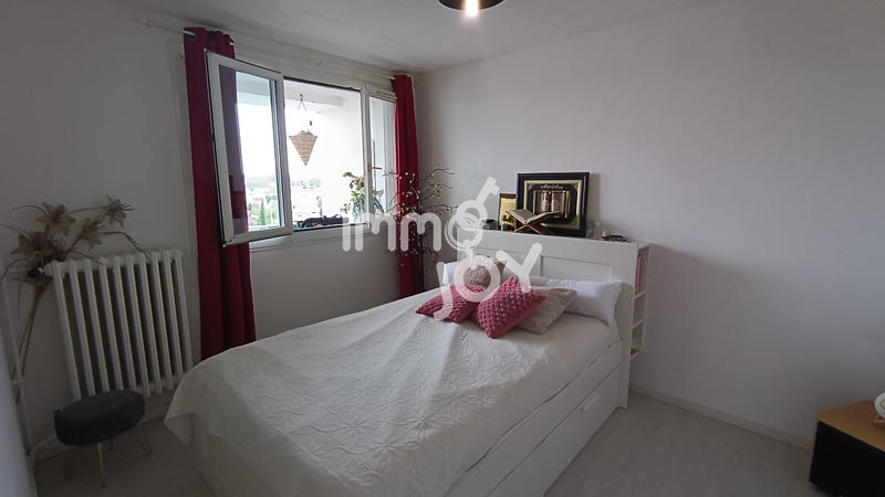 Appartement - 98 m² - 6 pièces