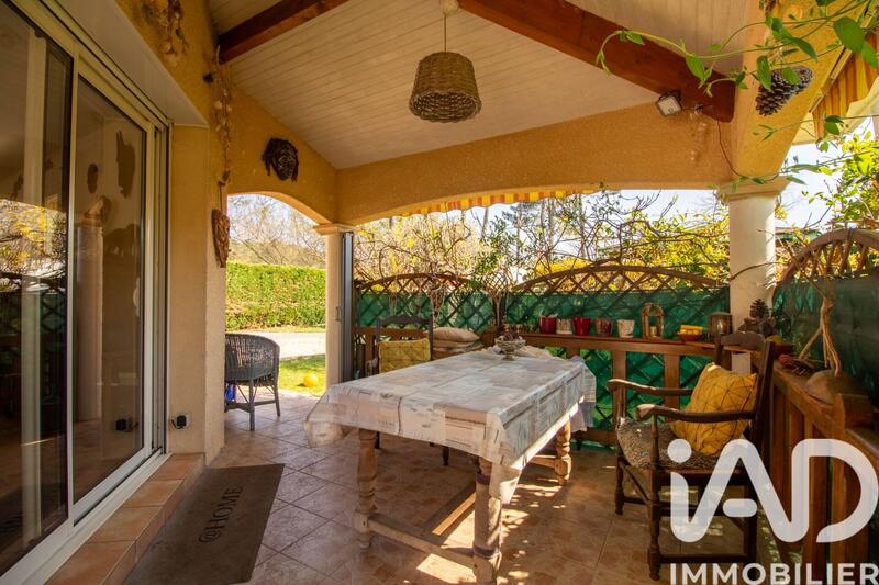 Maison - 101 m² - 5 pièces