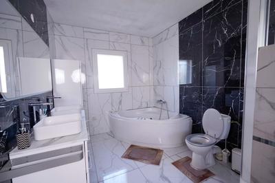 Maison - 167 m² - 5 pièces