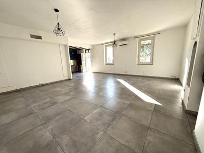 Maison - 158 m² - 6 pièces