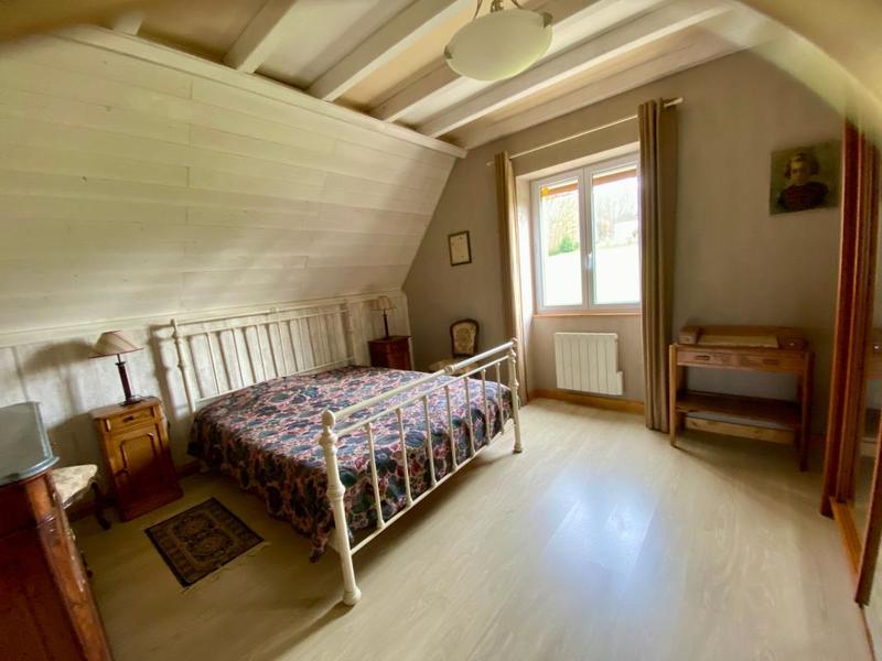 Maison - 218 m² - 6 pièces