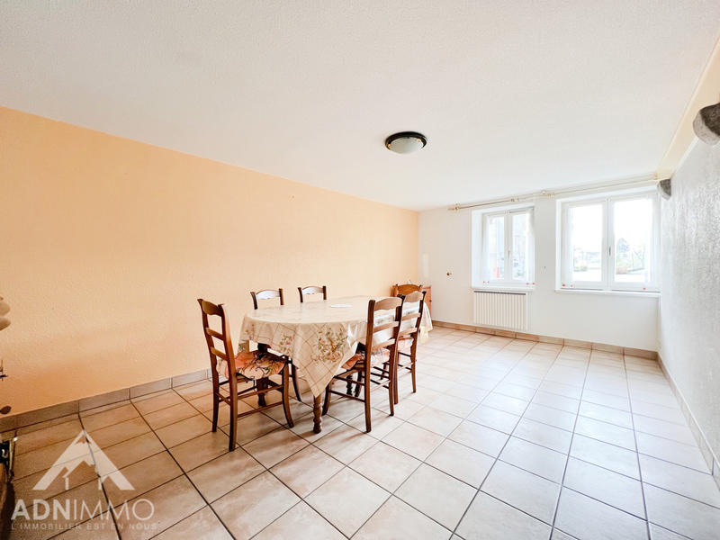 Maison - 300 m² - 10 pièces