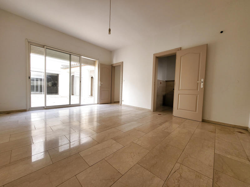 Maison - 219 m² - 8 pièces