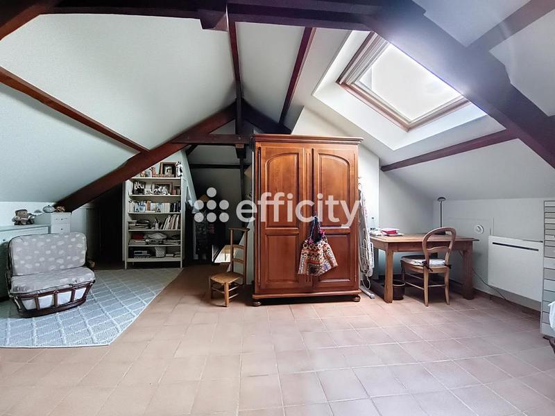 Pavillon - 145 m² - 6 pièces