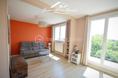 Appartement - 84 m² - 4 pièces