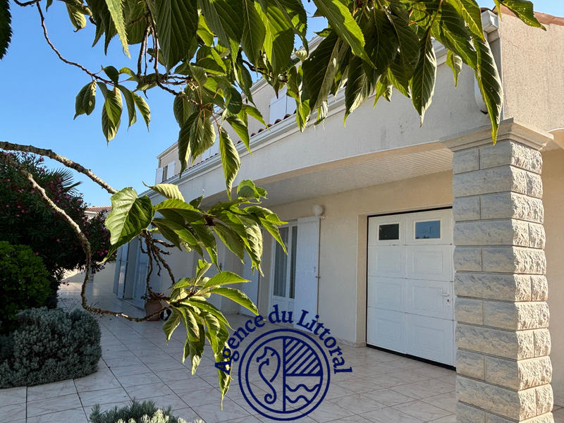 Maison - 220 m² - 8 pièces