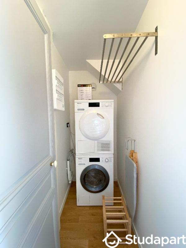 Chambre - 300 m² - 1 pièce