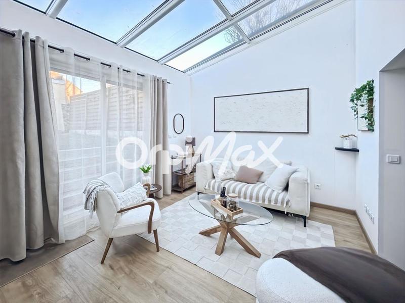 Maison - 90 m² - 3 pièces