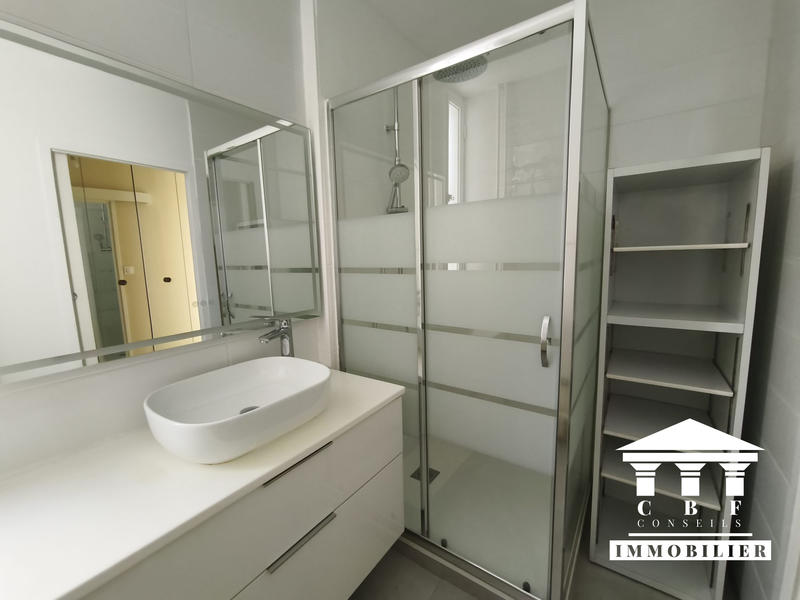 Appartement - 77 m² - 4 pièces