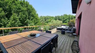 Maison d'architecte - 142 m² - 5 pièces