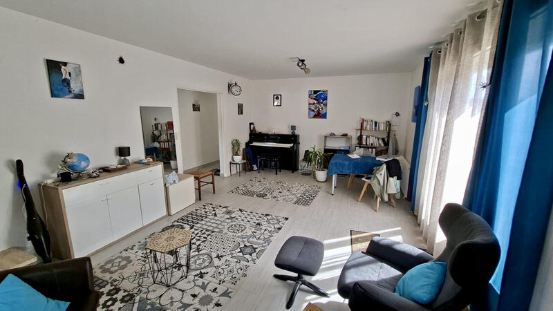 Maison - 135 m² - 6 pièces