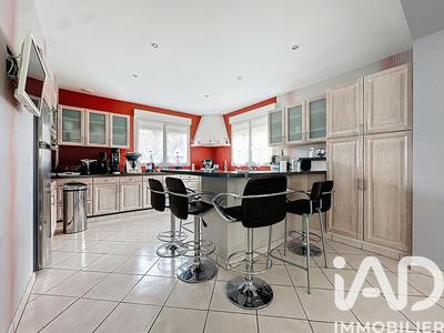 Maison - 194 m² - 7 pièces
