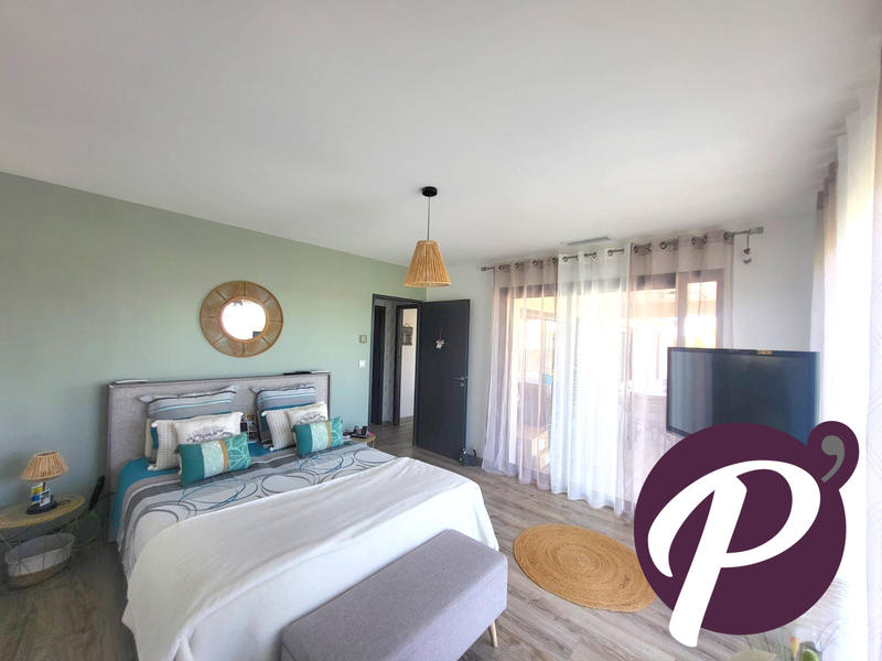 Maison - 183 m² - 5 pièces