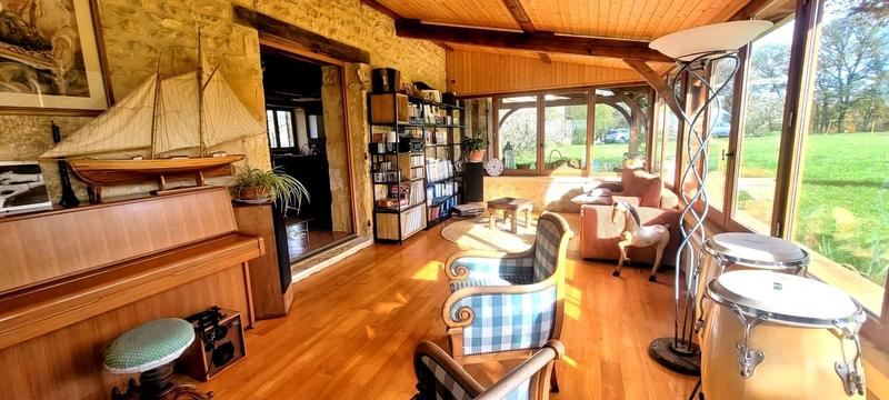 Maison - 150 m² - 5 pièces