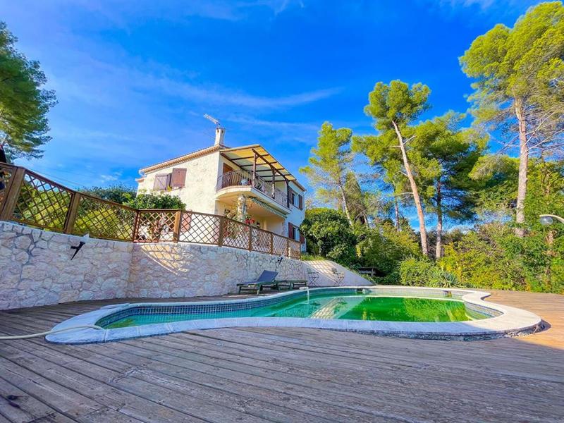 Villa - 150 m² - 5 pièces