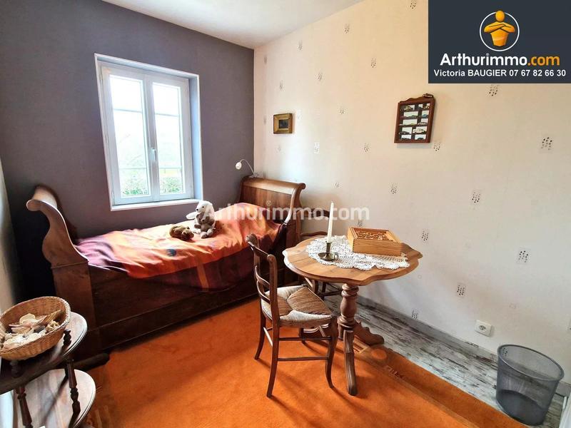 Maison - 252 m² - 10 pièces