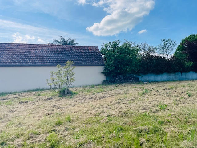 Terrain constructible - 743 m²