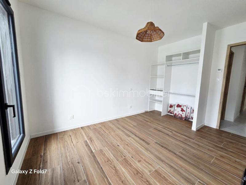 Maison - 166 m² - 5 pièces