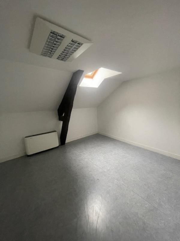 Local commercial - 400 m² - 14 pièces