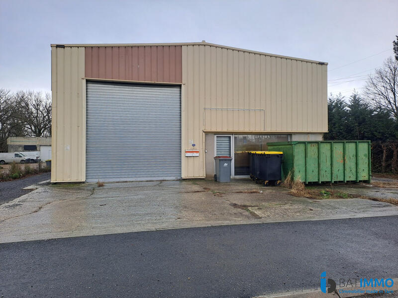 Local d'activités - 1 500 m²