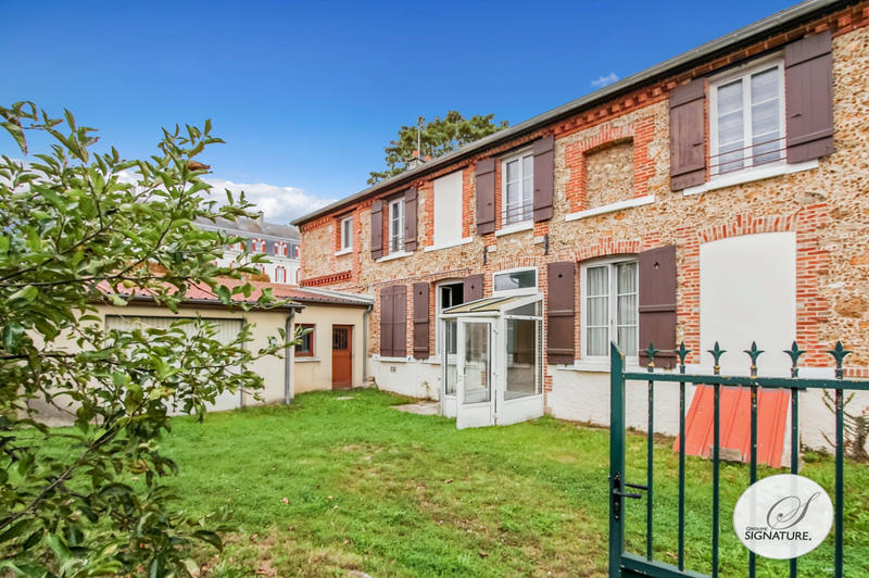 Maison - 140 m² - 6 pièces