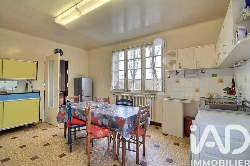 Maison - 162 m² - 11 pièces