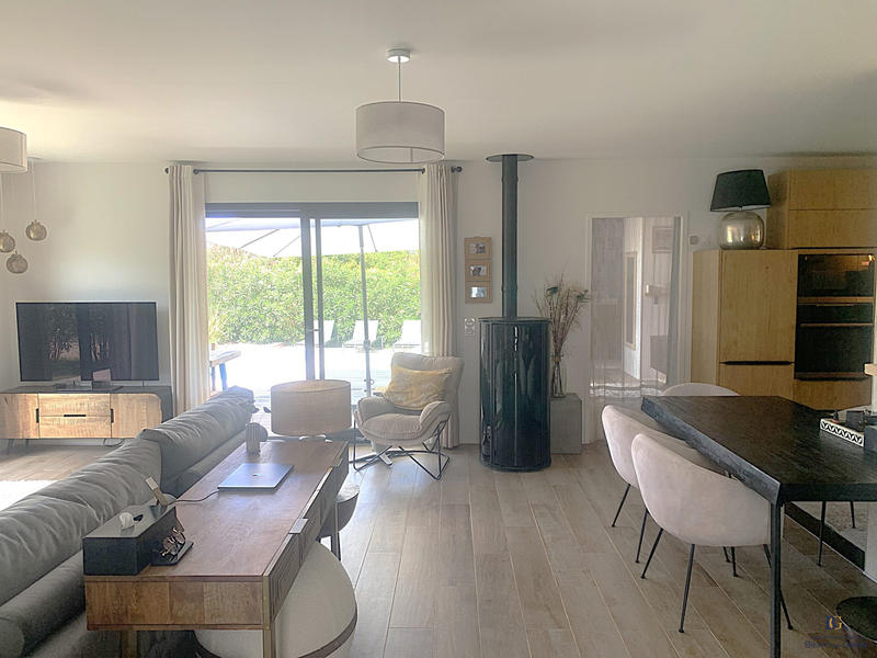 Maison - 100 m² - 4 pièces