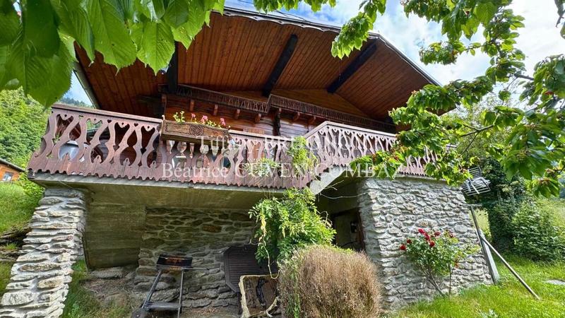 Maison - 94 m² - 5 pièces