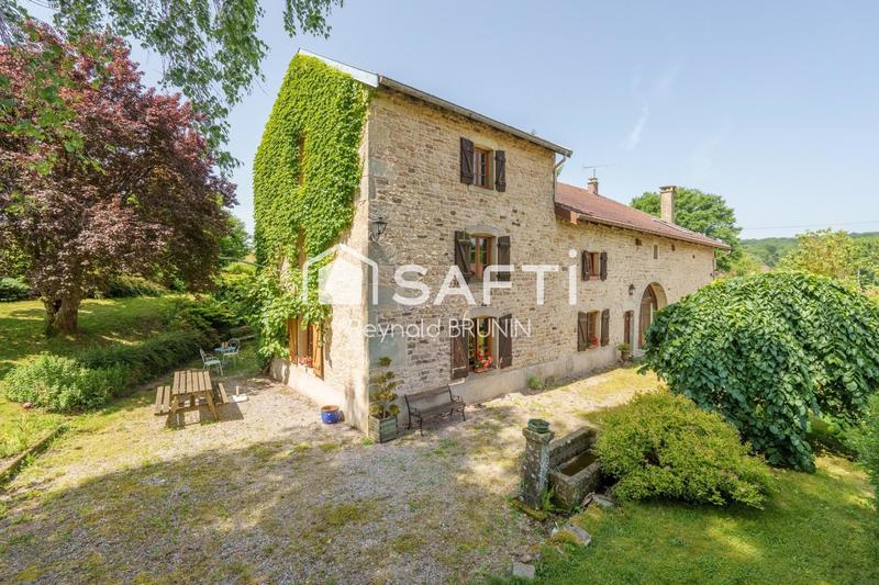 Maison - 309 m² - 7 pièces