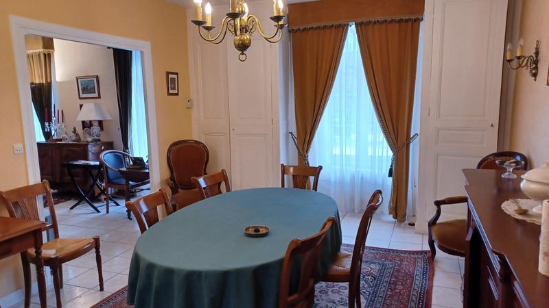 Maison ancienne - 177 m² - 7 pièces