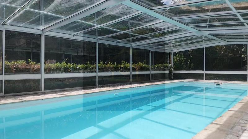 Propriété - 227 m² - 8 pièces