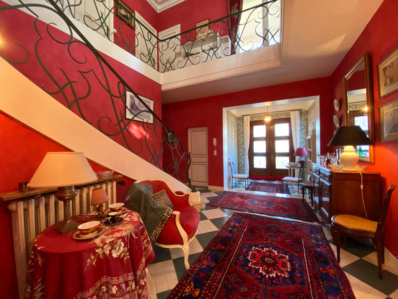 Maison - 210 m² - 7 pièces