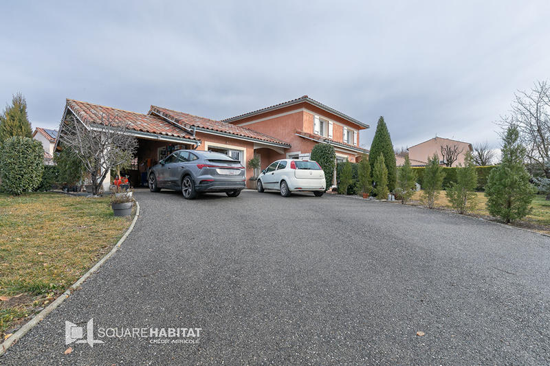 Maison - 137 m² - 6 pièces