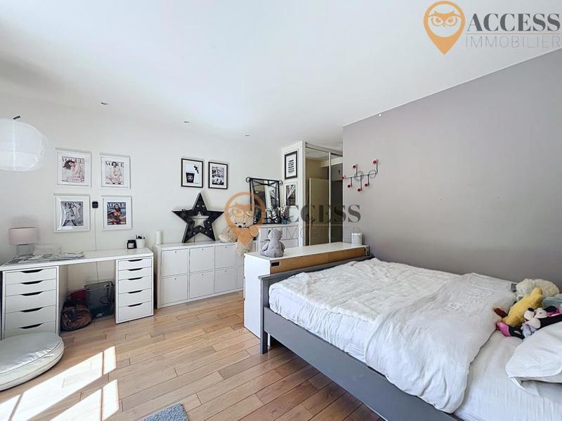 Maison - 166 m² - 6 pièces