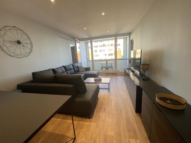 Appartement - 105 m² - 7 pièces