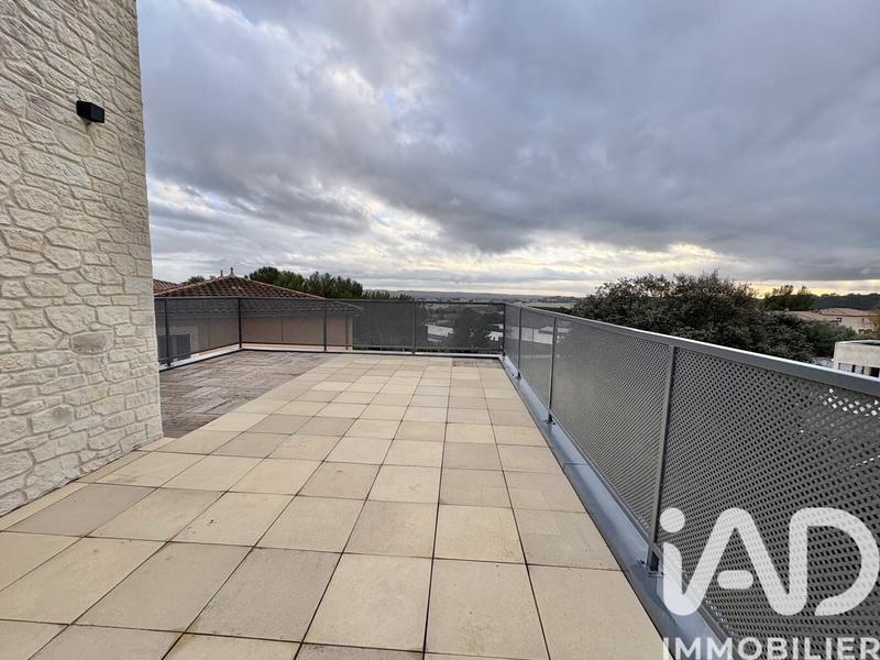 Maison - 280 m² - 10 pièces