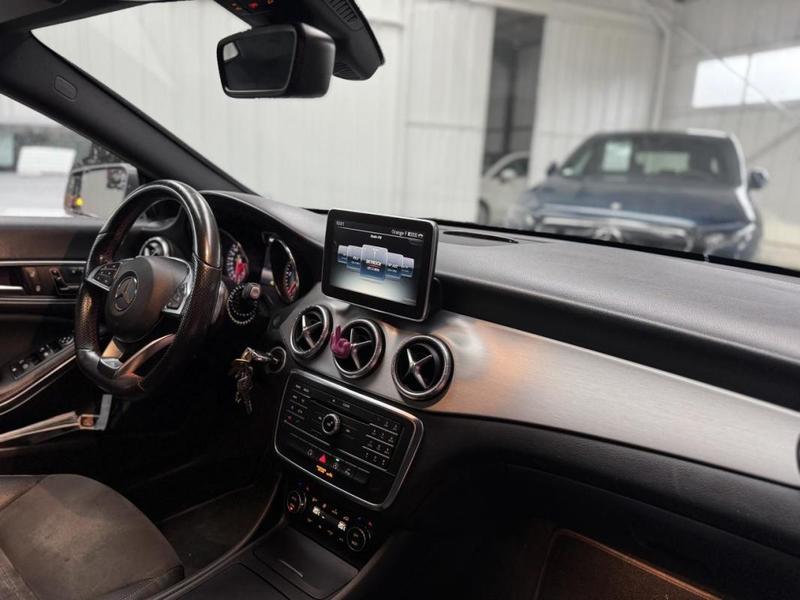 Mercedes Cla Shooting Brake 200 CDi bva 136 Ch Fascination Pack Amg - Garantie 6 Mois