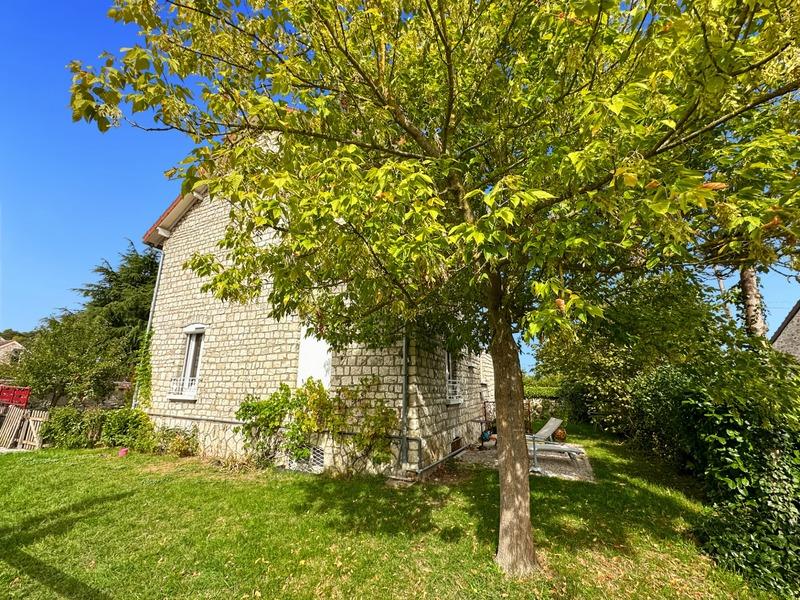 Maison bourgeoise - 161 m² - 7 pièces