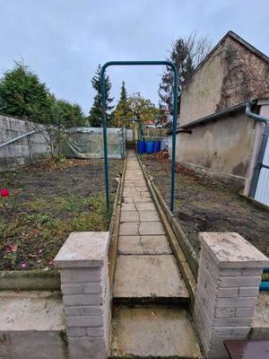 Maison - 145 m² - 9 pièces