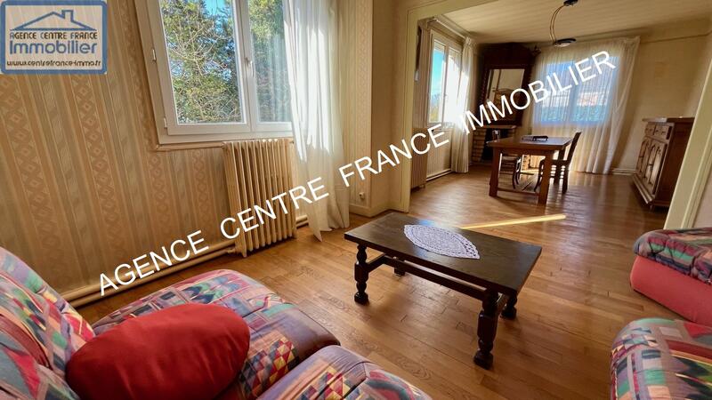 Maison - 86 m² - 5 pièces