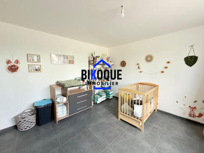 Maison - 104 m² - 4 pièces