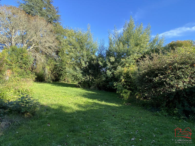 Maison - 170 m² - 8 pièces