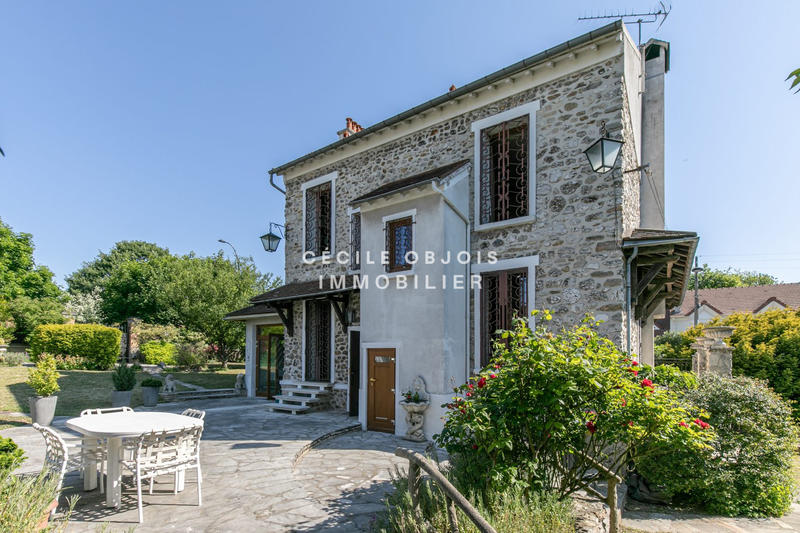 Maison ancienne - 272 m² - 9 pièces
