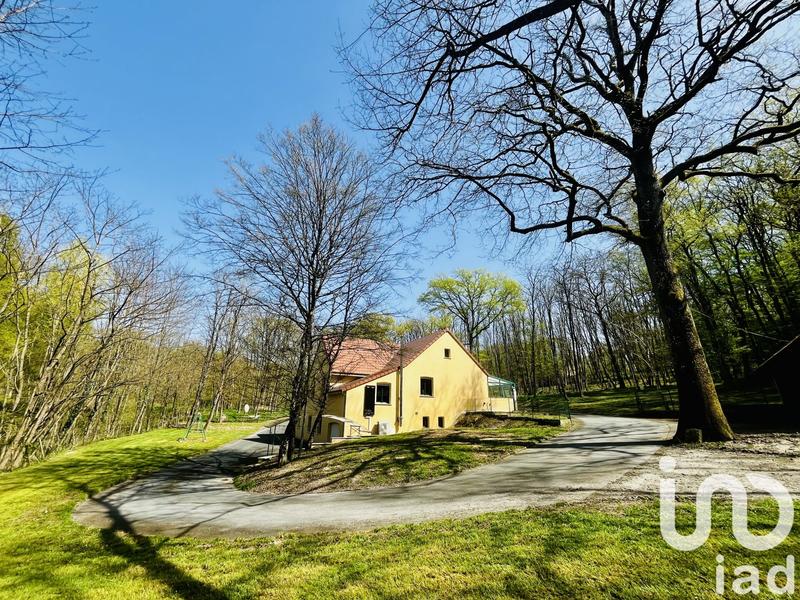 Maison - 337 m² - 12 pièces