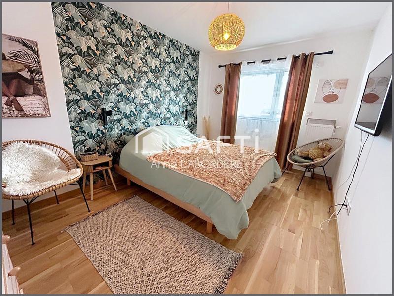 Appartement - 93 m² - 4 pièces